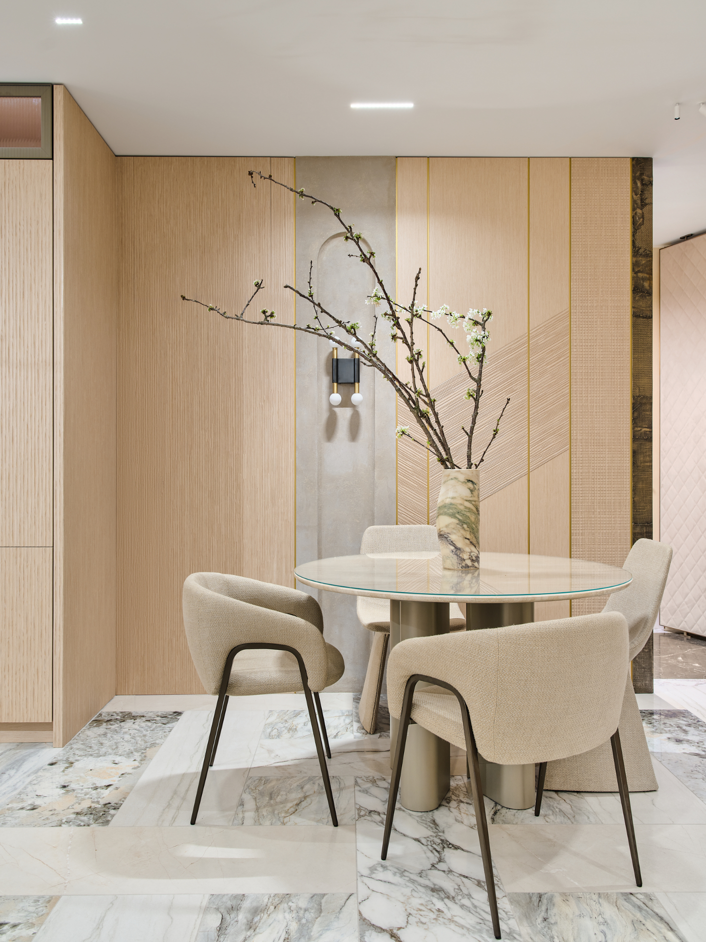 Faura showroom dining nook, Westminster London