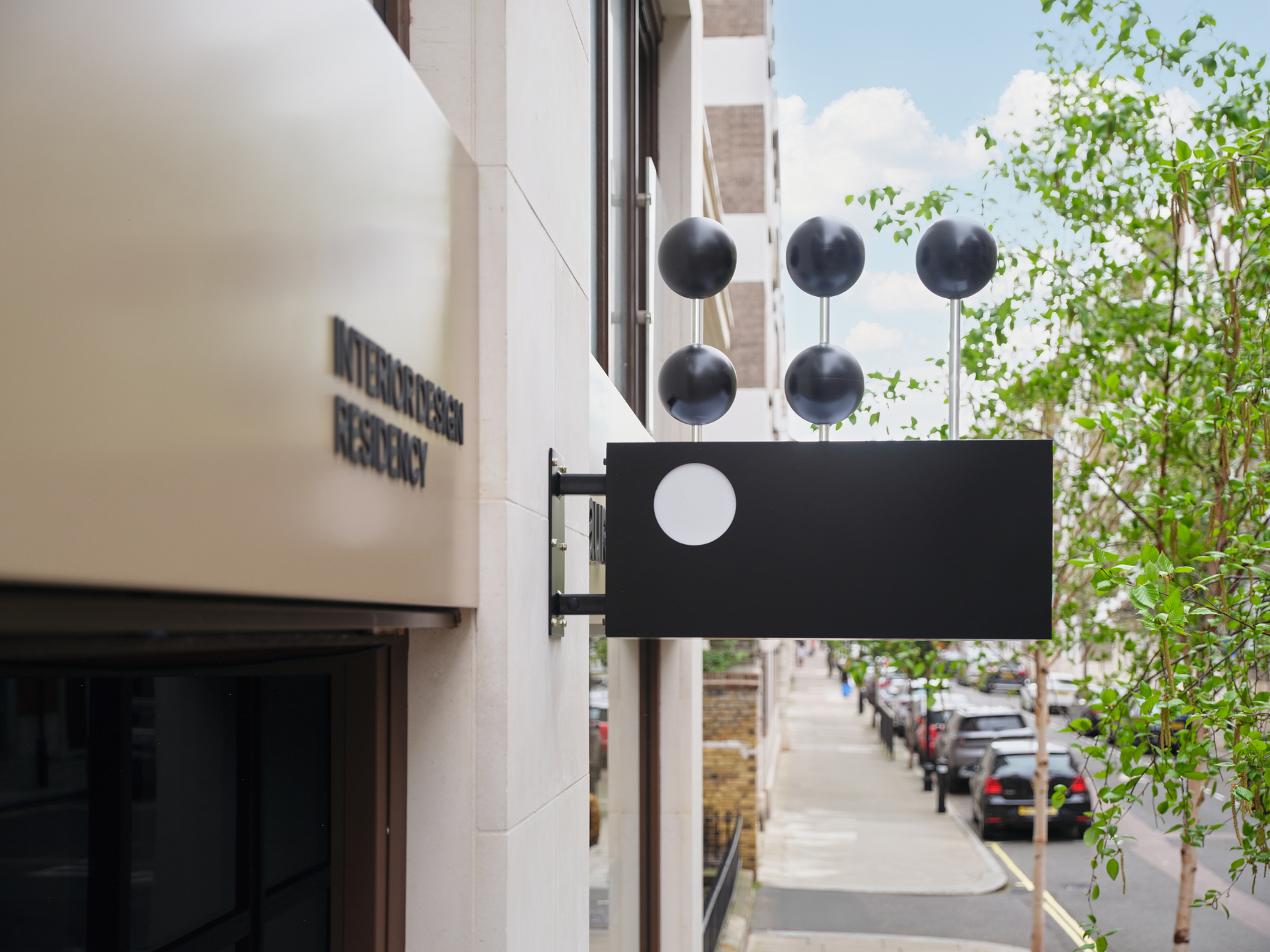 Faura showroom exterior signage, Westminster London